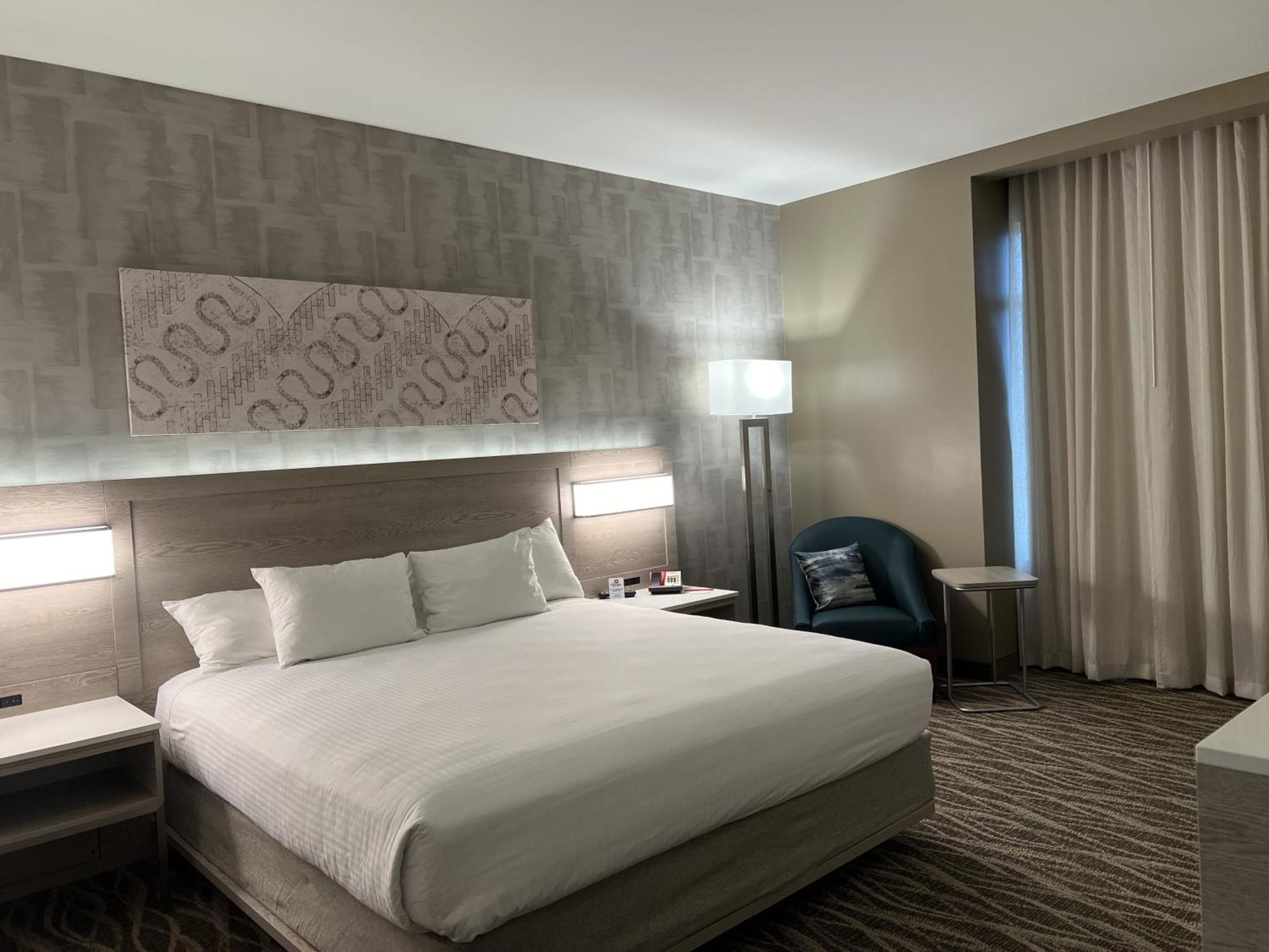 Cherokee Casino 4*
