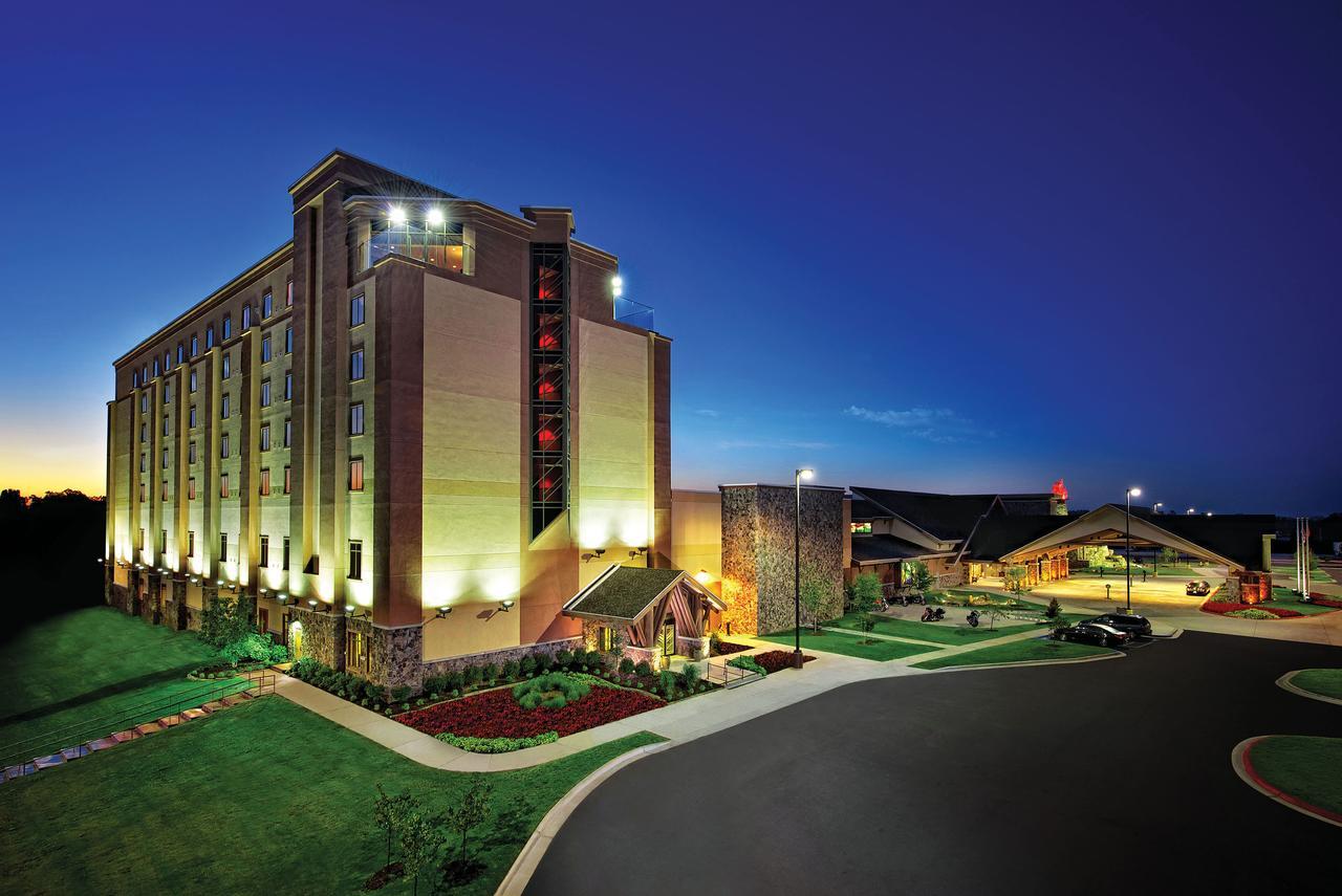 Cherokee Casino Resort 4*